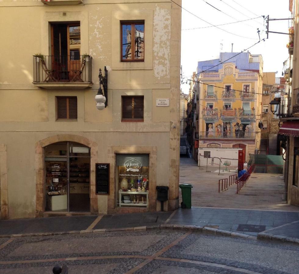 Apartamento En Plaza Sedassos Centro Historico Tarragone Extérieur photo