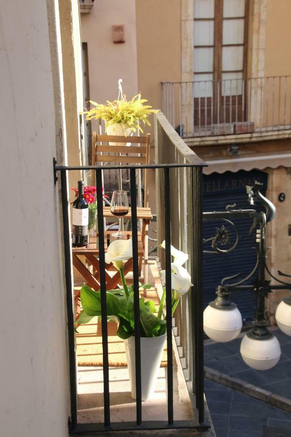 Apartamento En Plaza Sedassos Centro Historico Tarragone Extérieur photo